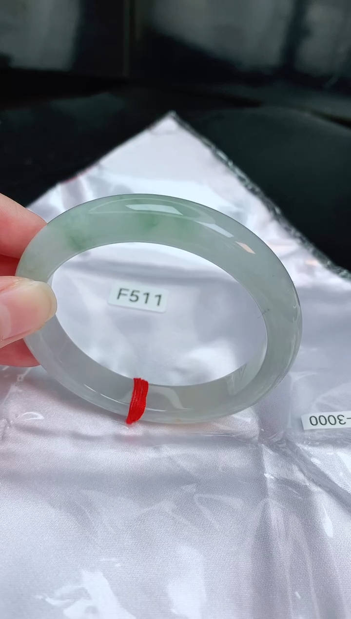 【闪购商品】翡翠手镯未镶嵌缅甸天然A货翡翠手镯