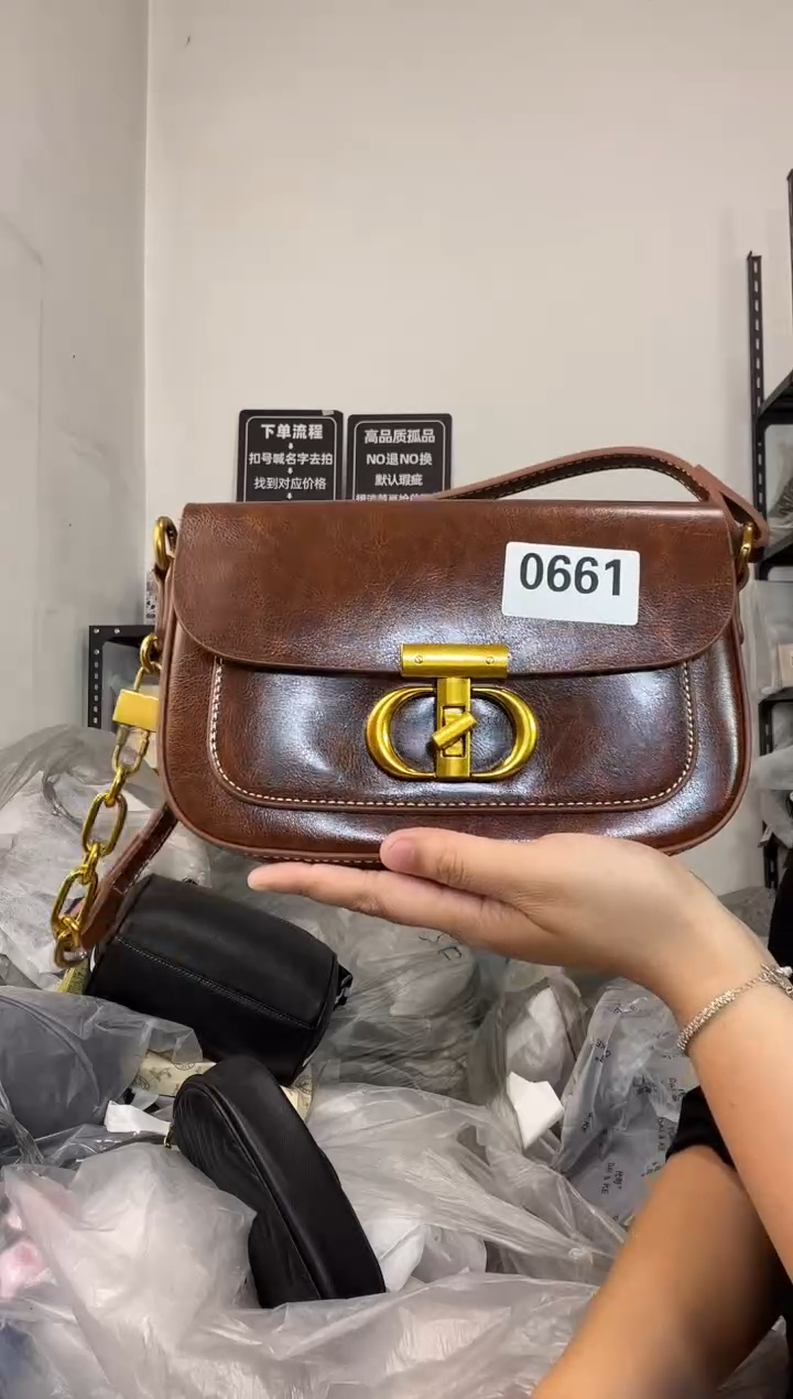 蚕丝迪诺包包专拍链接661