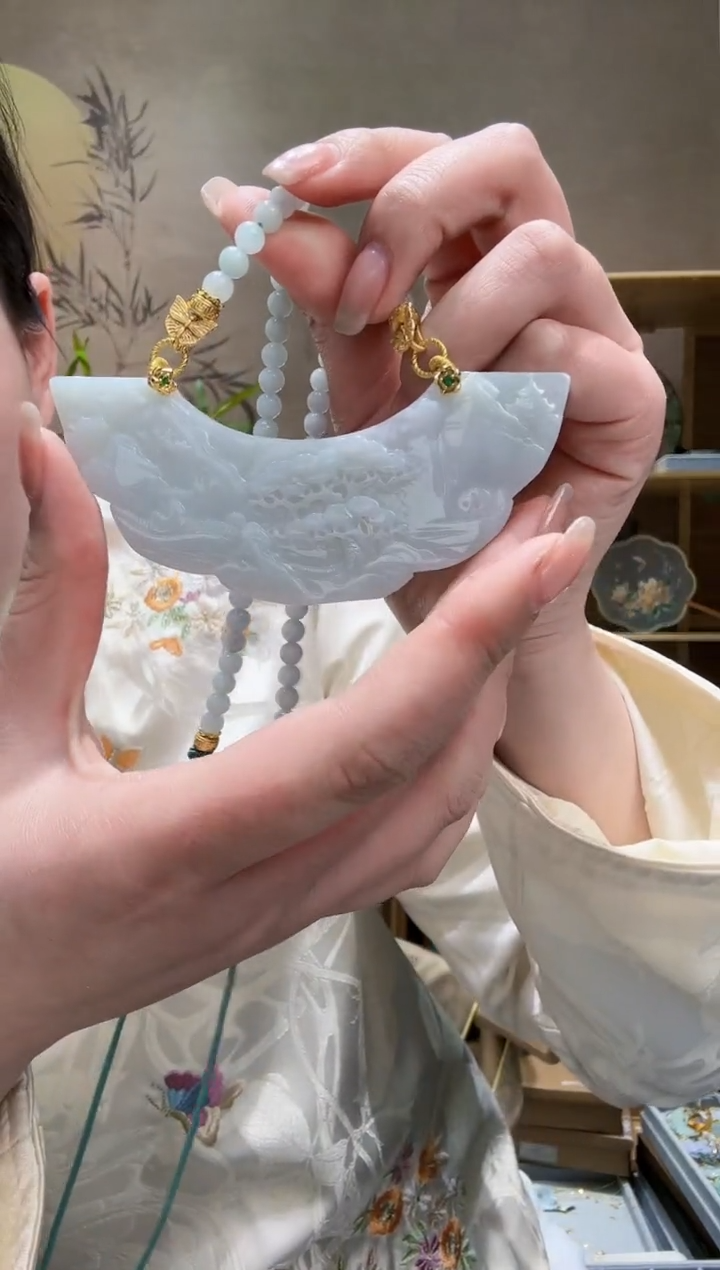 【闪购商品】翡翠颈饰未镶嵌吊坠