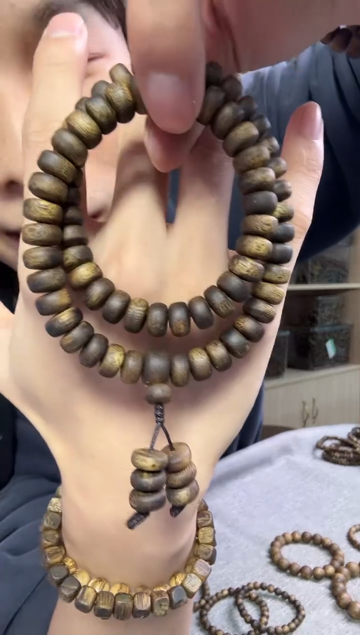 沉香手串09算盘珠双圈17克+ 多样性发其一