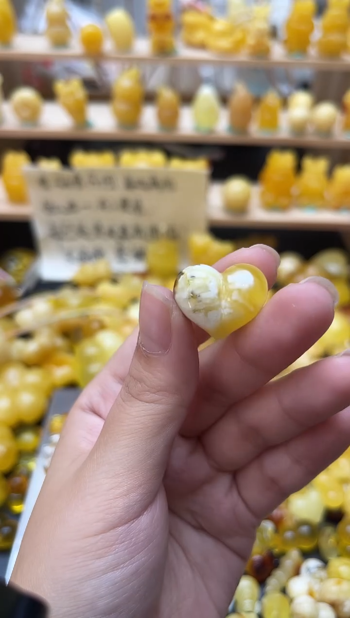 琥珀未镶嵌珠宝奇石052琥珀蜜蜡微瑕