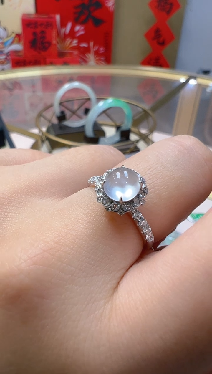 【闪购商品】翡翠戒指18K金镶嵌天然翡翠A货