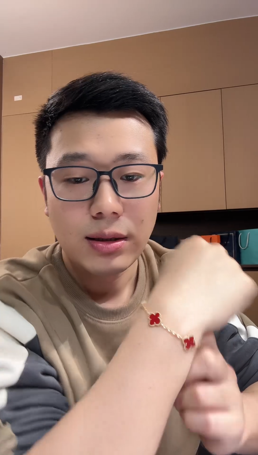 【闪购商品】玛瑙/玉髓手链18K金镶嵌红色k黄，五花手链GHJ25版