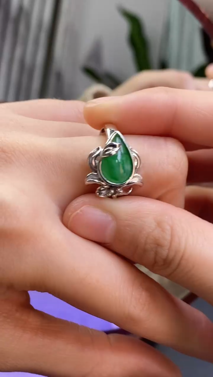 颈饰银S925镶嵌翡翠15479