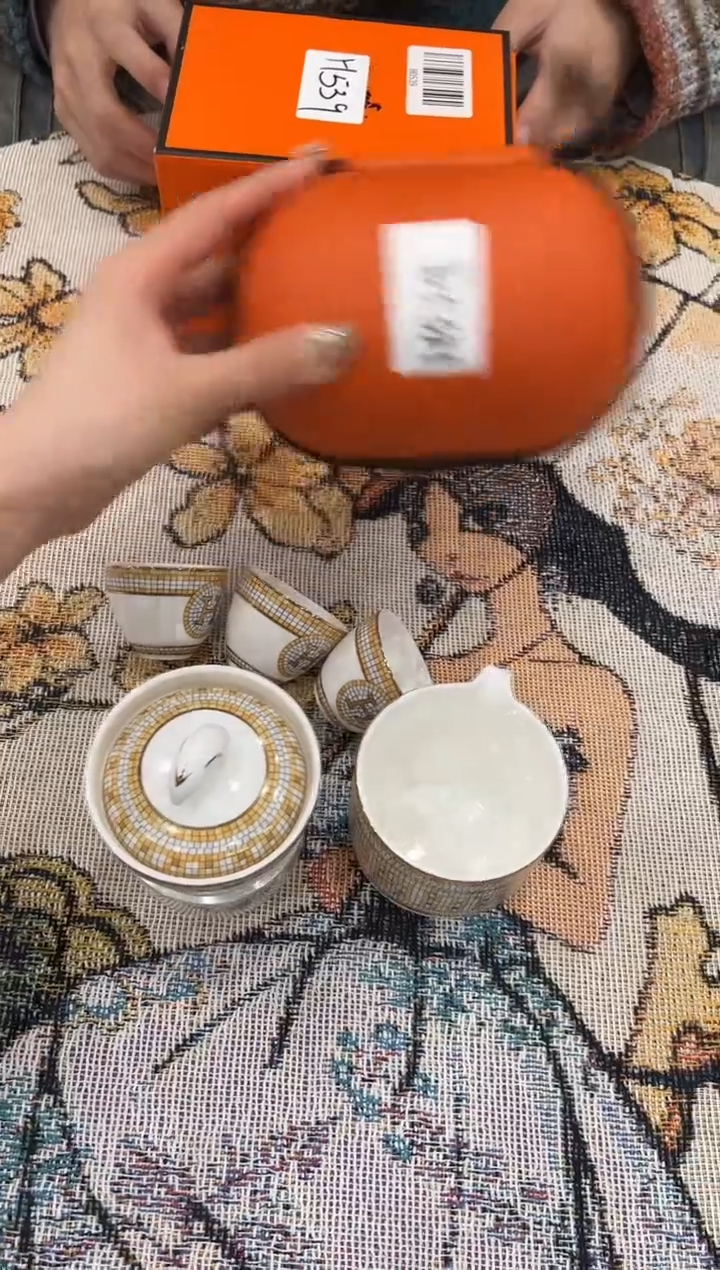 【闪购商品】杯H539--------------