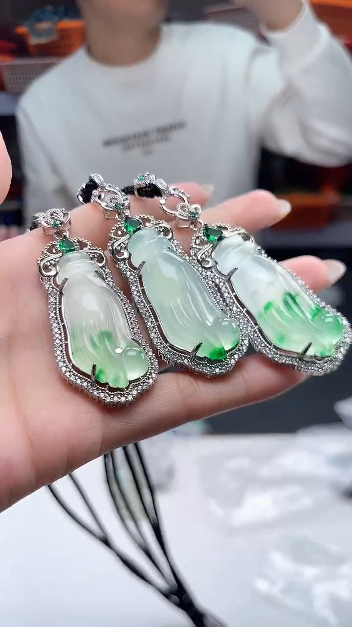 无非金属吊坠时尚百搭男女款多样发货其