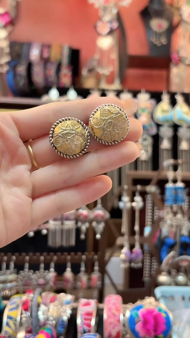 织绣 云织谣民族风精美饰品   76