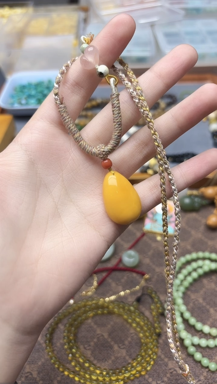 蜜蜡颈饰未镶嵌蜜蜡吊坠GW