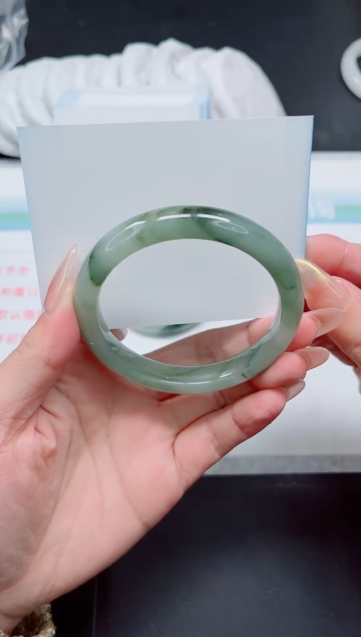 【闪购商品】石英质玉手镯未镶嵌716-60