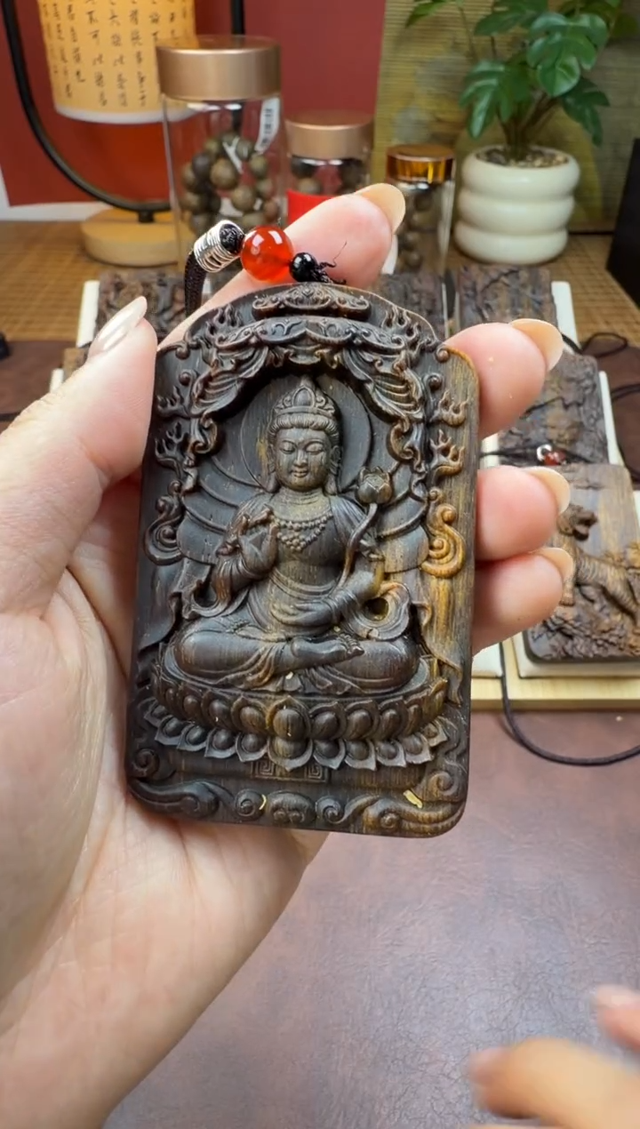 木木雕款芽庄 十二生肖守护  马 大势至菩萨 8cm 送养香瓶