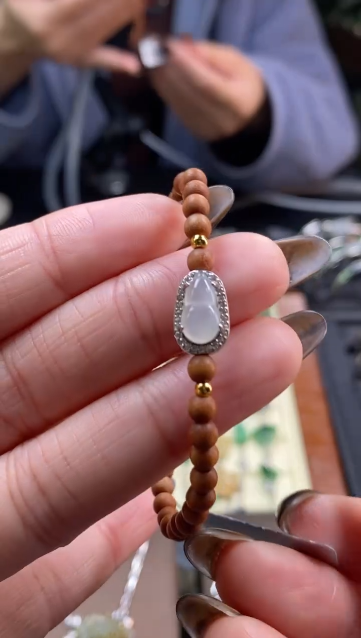 颈饰银S925镶嵌翡翠净货19496