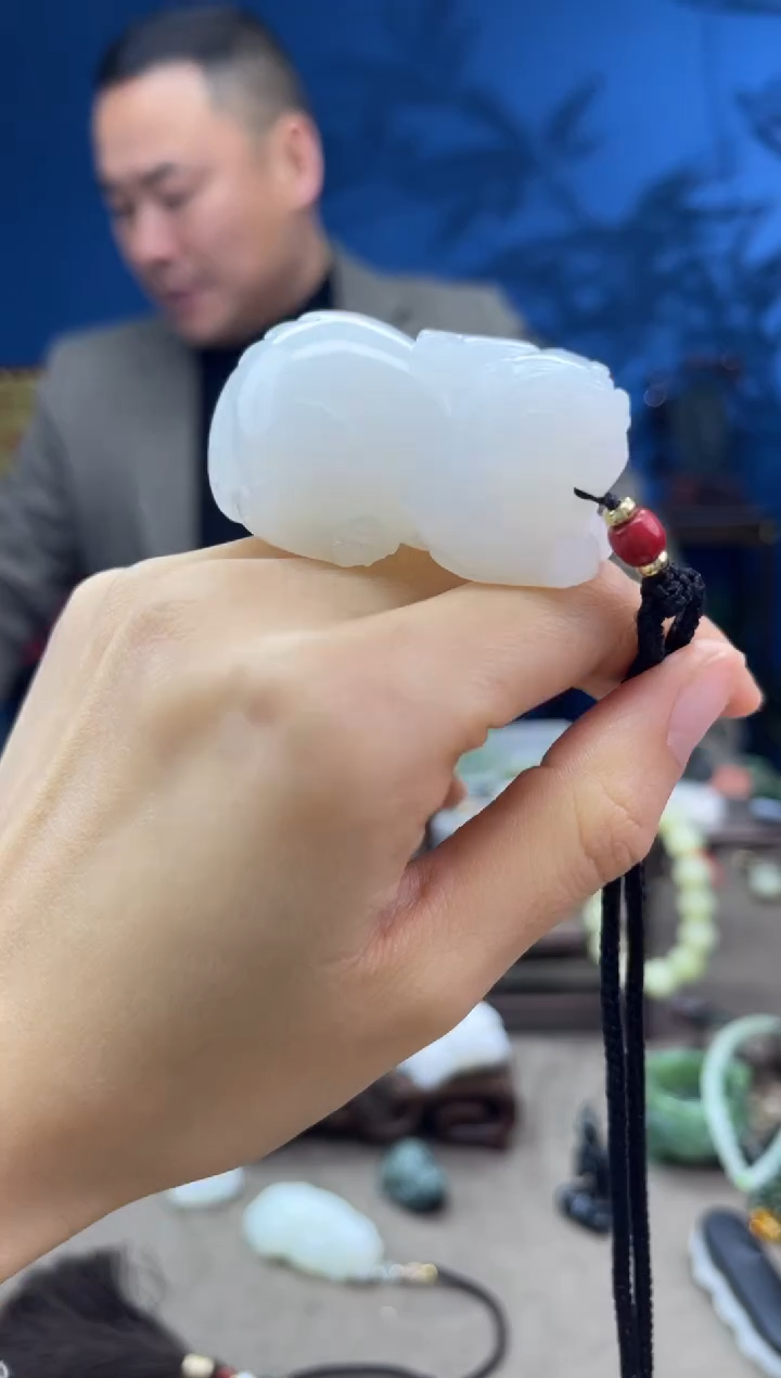 【闪购商品】和田玉颈饰未镶嵌1