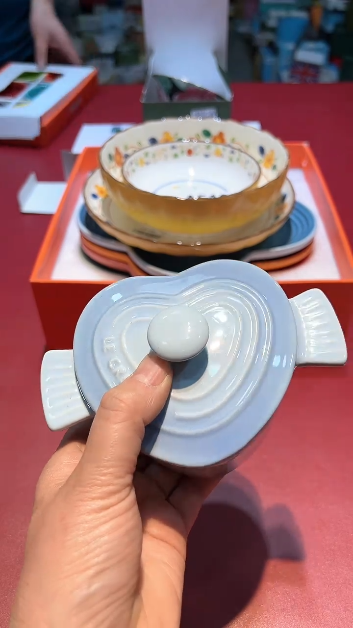 【闪购商品】瓷片锅碗瓢盆一件不剩