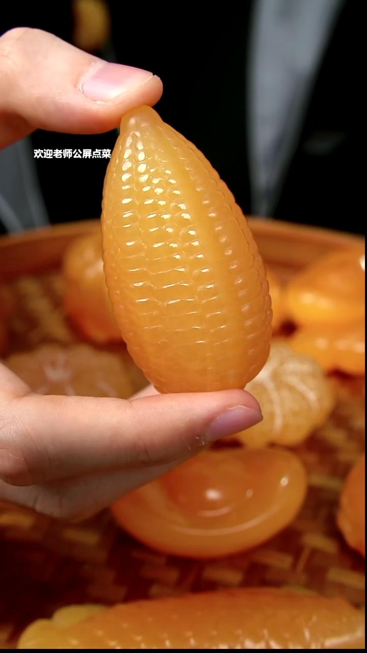 印尼石玉米手把件