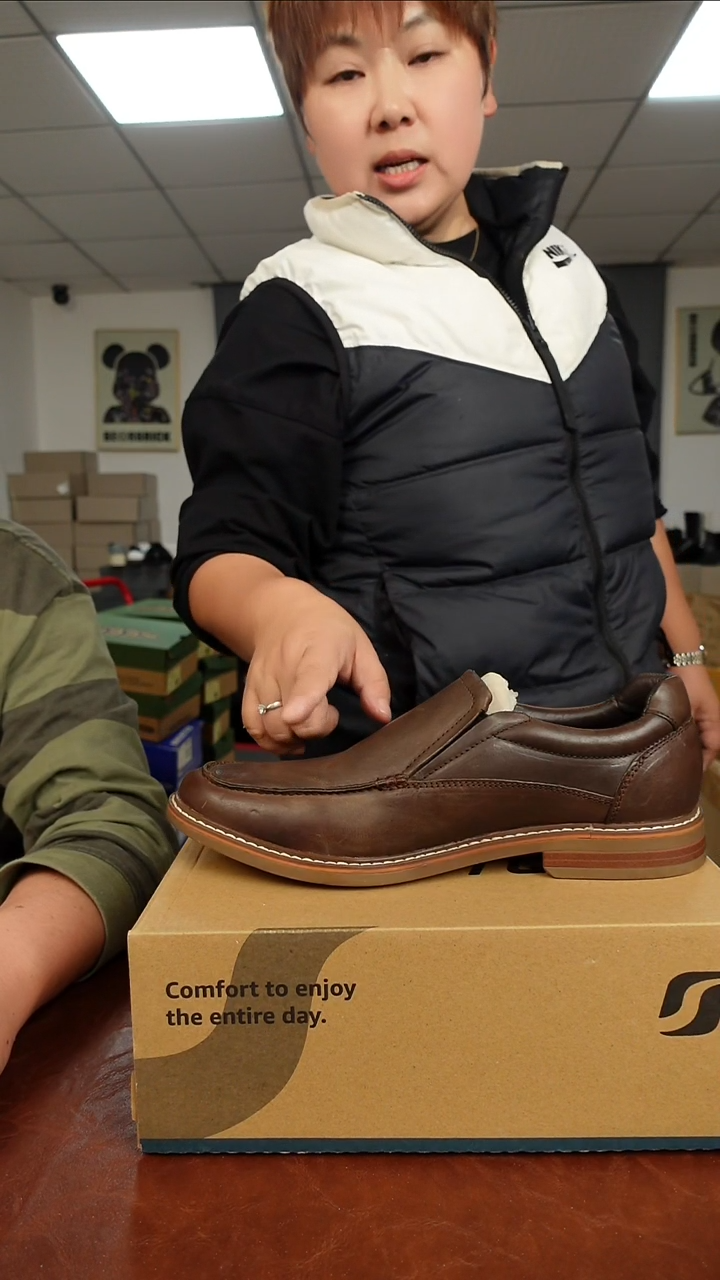 原货 休闲鞋42.5码   捡漏