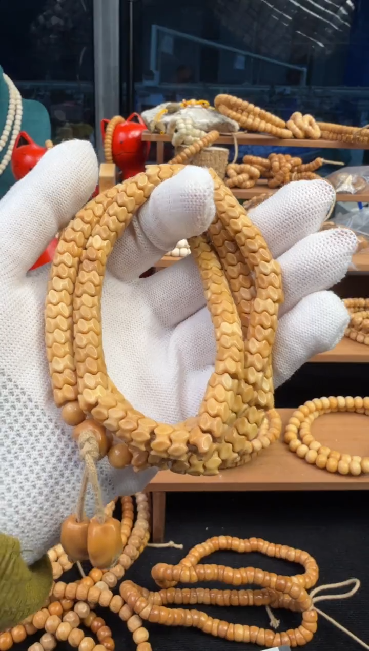 【闪购商品】菩提根/象牙果手串龙脊菩提脖挂龙骨卡8加160颗