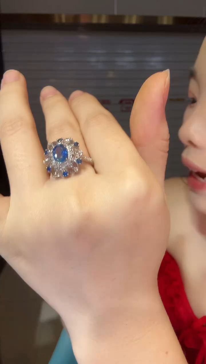 戒指蓝宝石铂Pt950镶嵌1.50ct