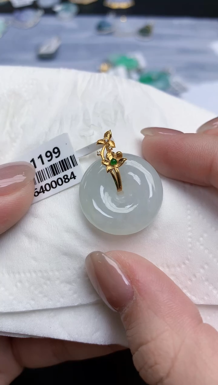 【闪购商品】翡翠颈饰18K金镶嵌天然缅甸翡翠A货