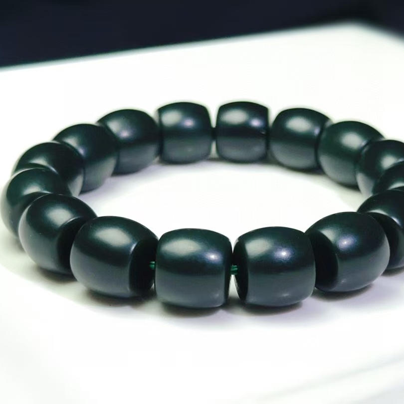 和田玉黑青直切手串