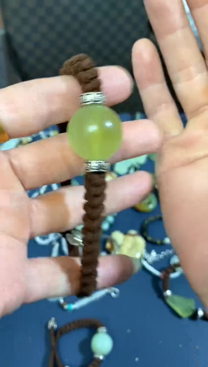 【闪购商品】蛇纹石玉颈饰未镶嵌岫玉