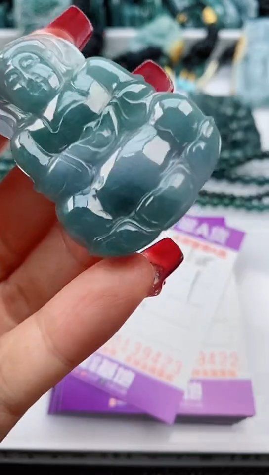 【闪购商品】翡翠颈饰未镶嵌           