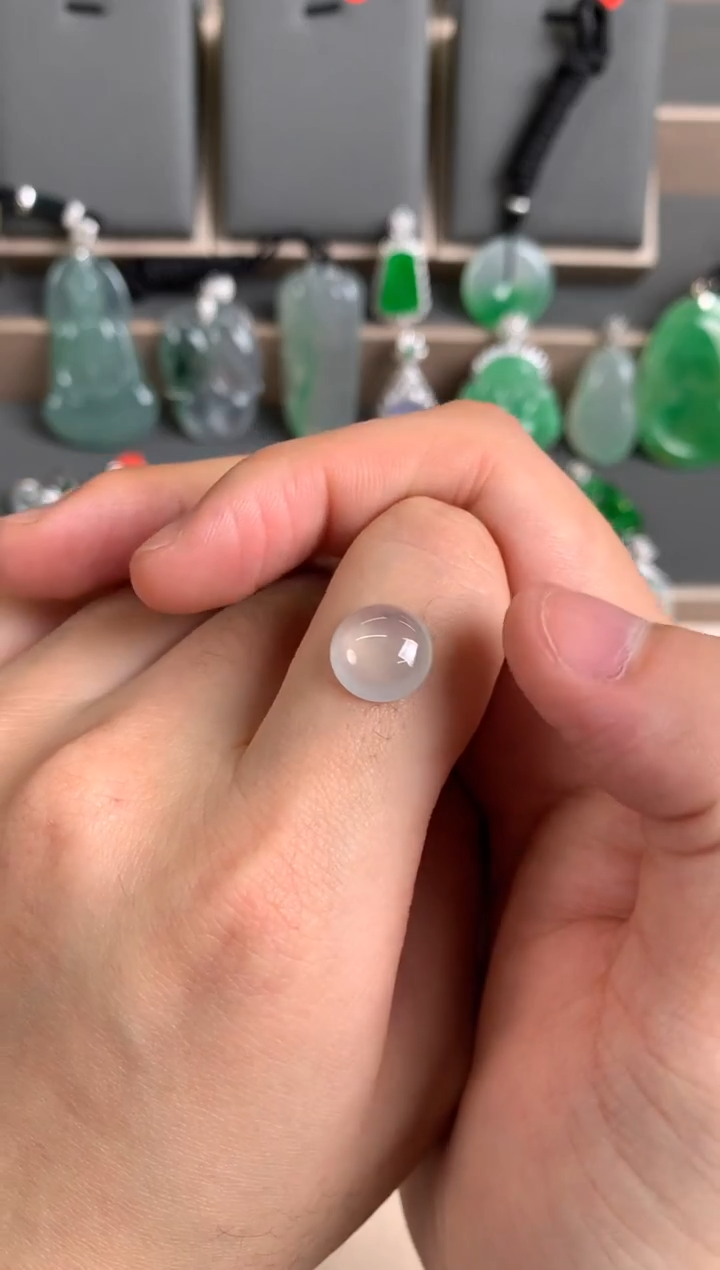 未镶嵌定制翡翠裸玉