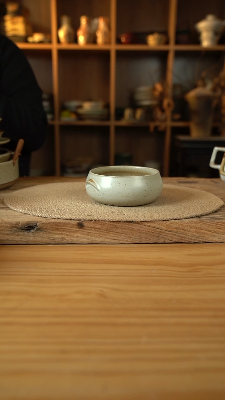 奶奶系列的双耳猪耳钵碗1个