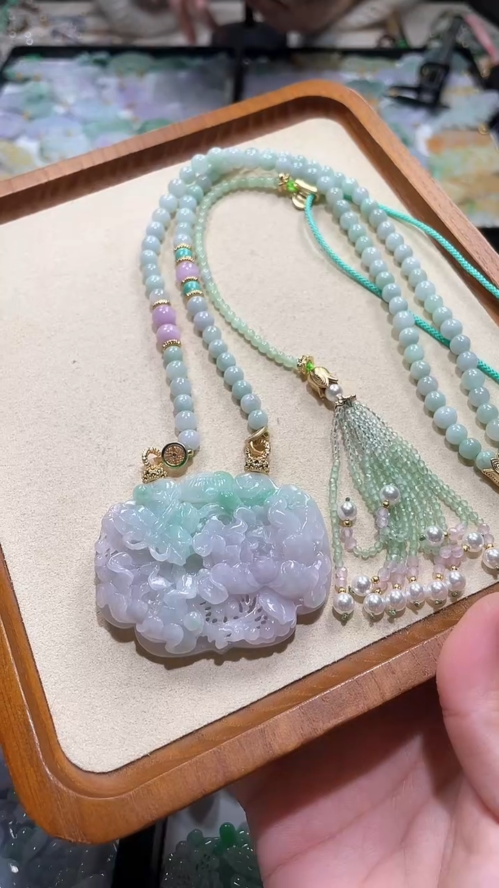 【闪购商品】翡翠颈饰未镶嵌吊坠