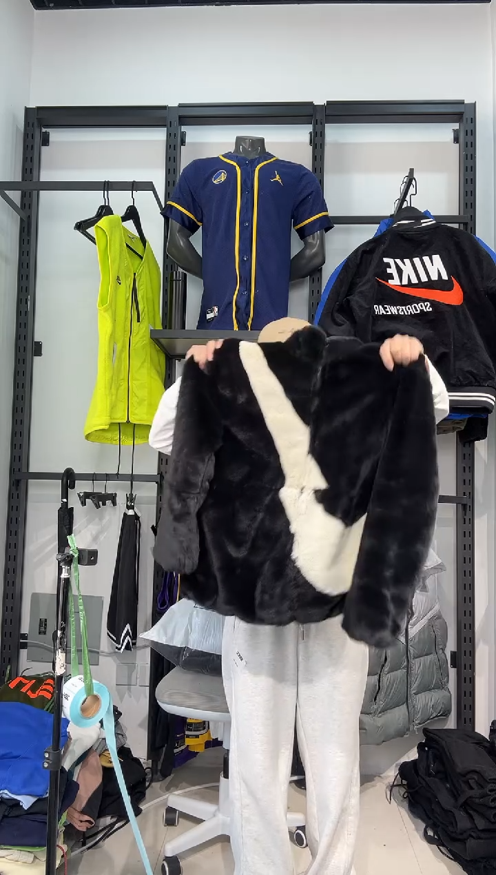 3025闪购编码 Nike/Jordan运动卫衣裤以直播间过款为准 尺码  l