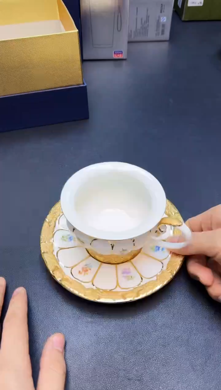 【闪购商品】杯全新正品一件不留@@H193