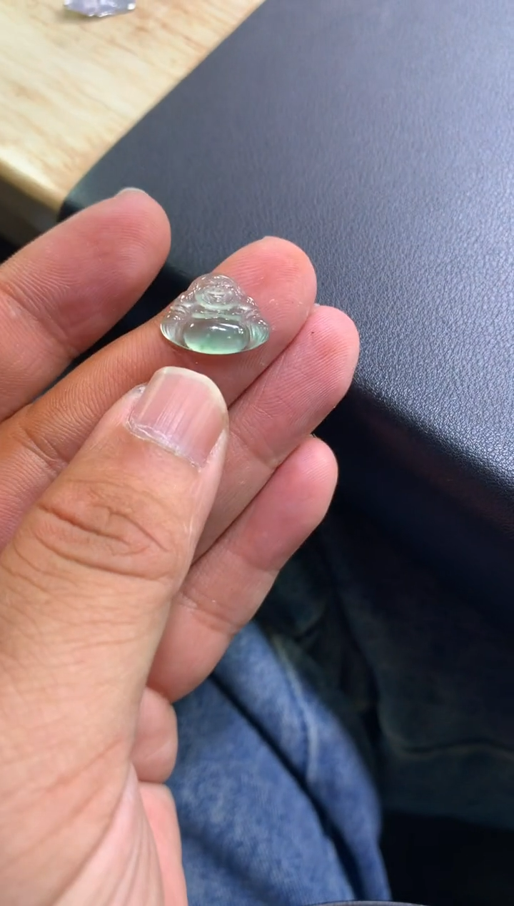 【闪购商品】翡翠颈饰未镶嵌佛公