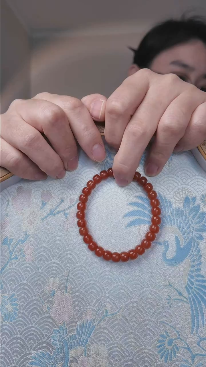 未镶嵌手串南红玛瑙单圈