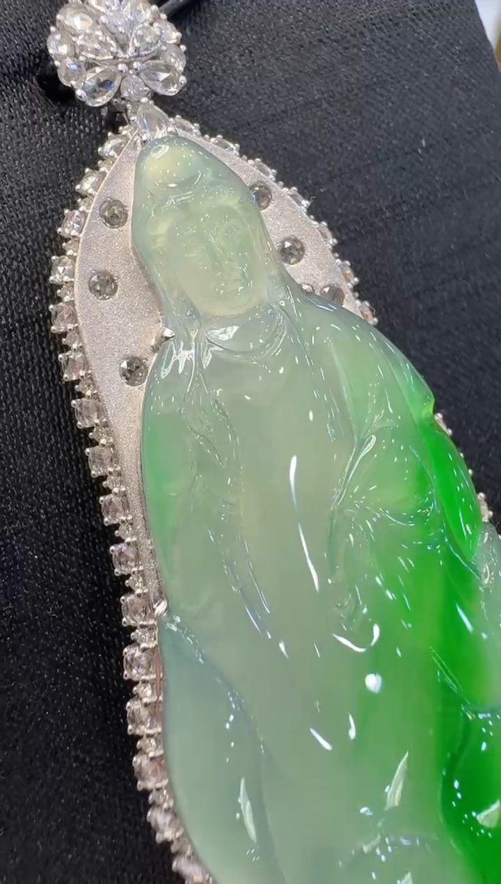 【闪购商品】翡翠吊坠(不含链)18K金镶嵌多样性团购发一件