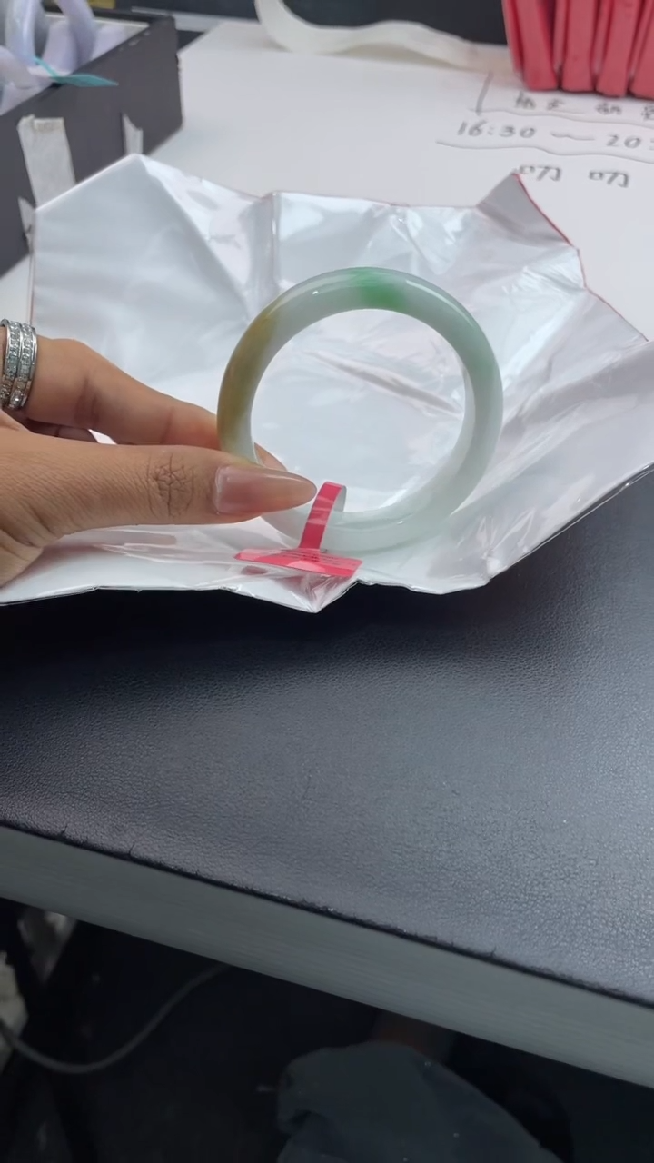 【闪购商品】翡翠手镯未镶嵌10翡翠手镯