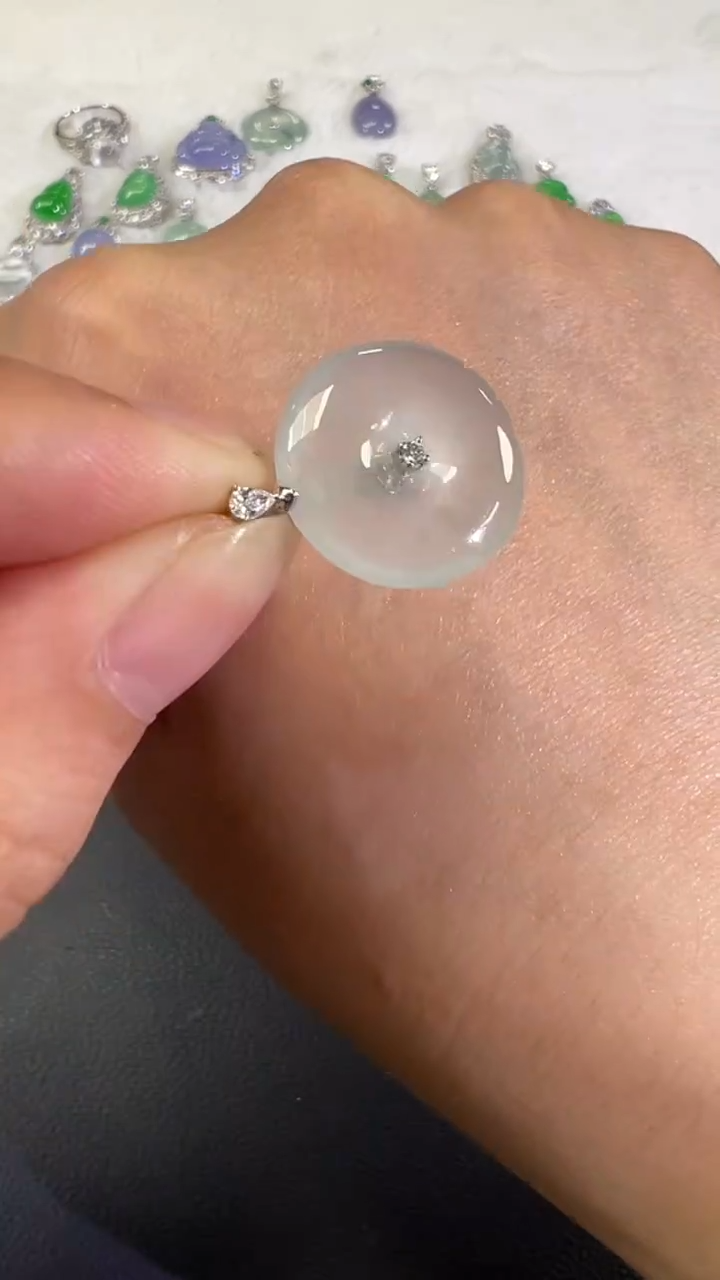 吊坠(不含链)18K金镶嵌翡翠A82|980