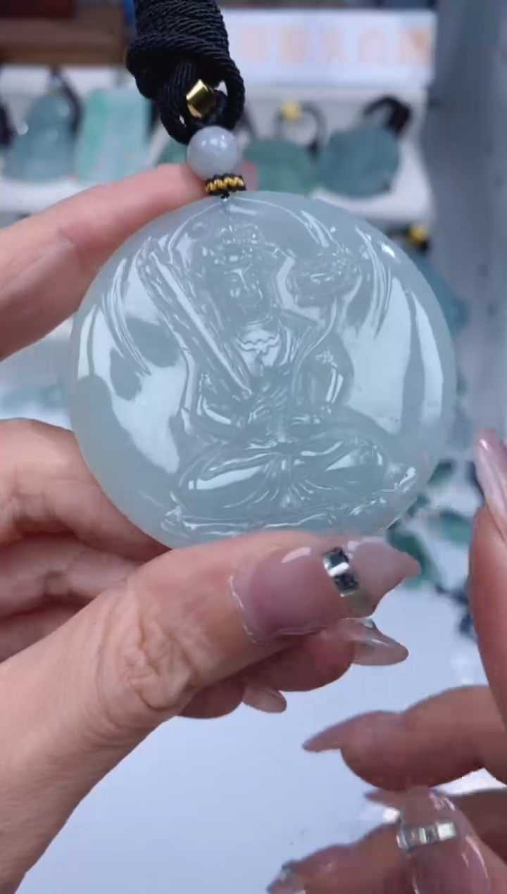 颈饰未镶嵌翡翠吊坠