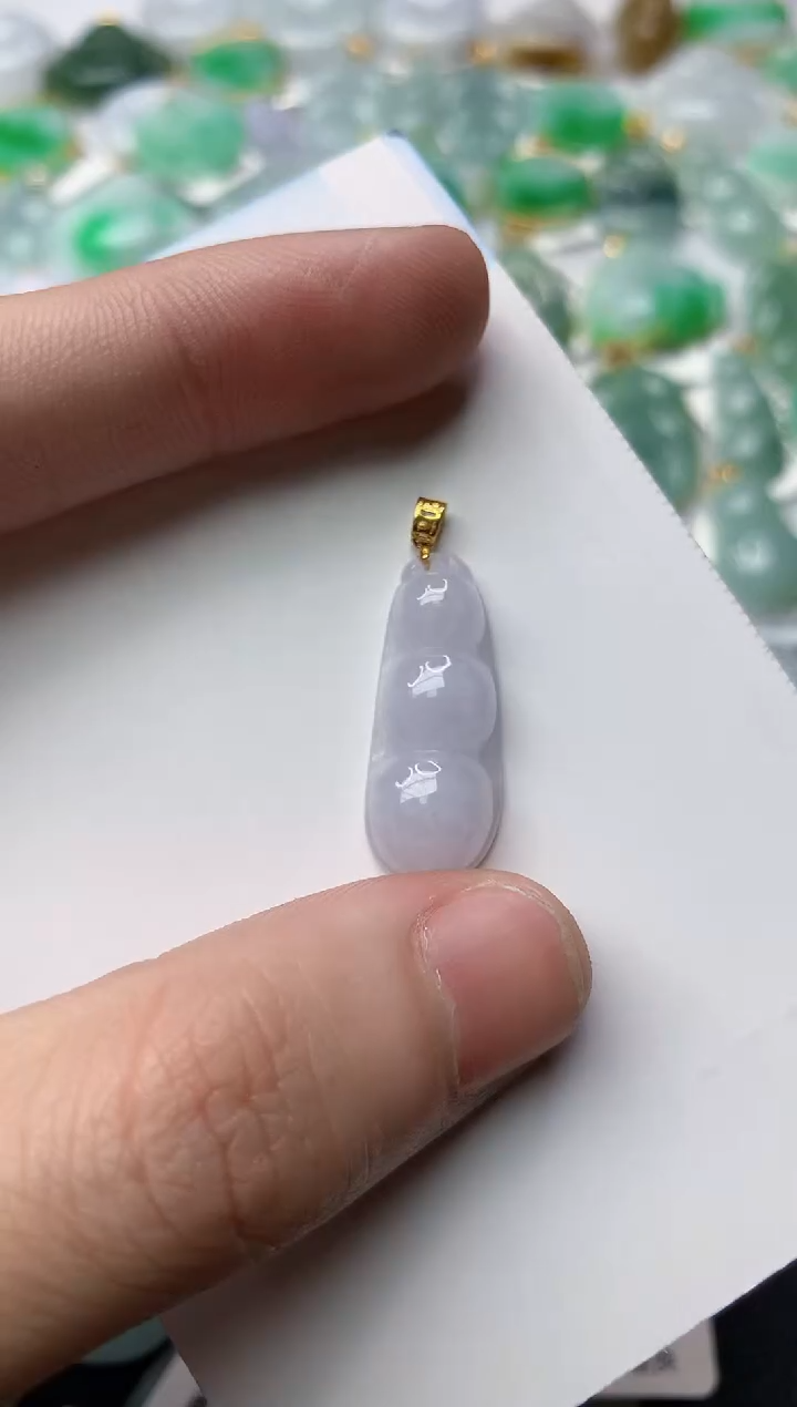 【闪购商品】翡翠颈饰18K金镶嵌27.........