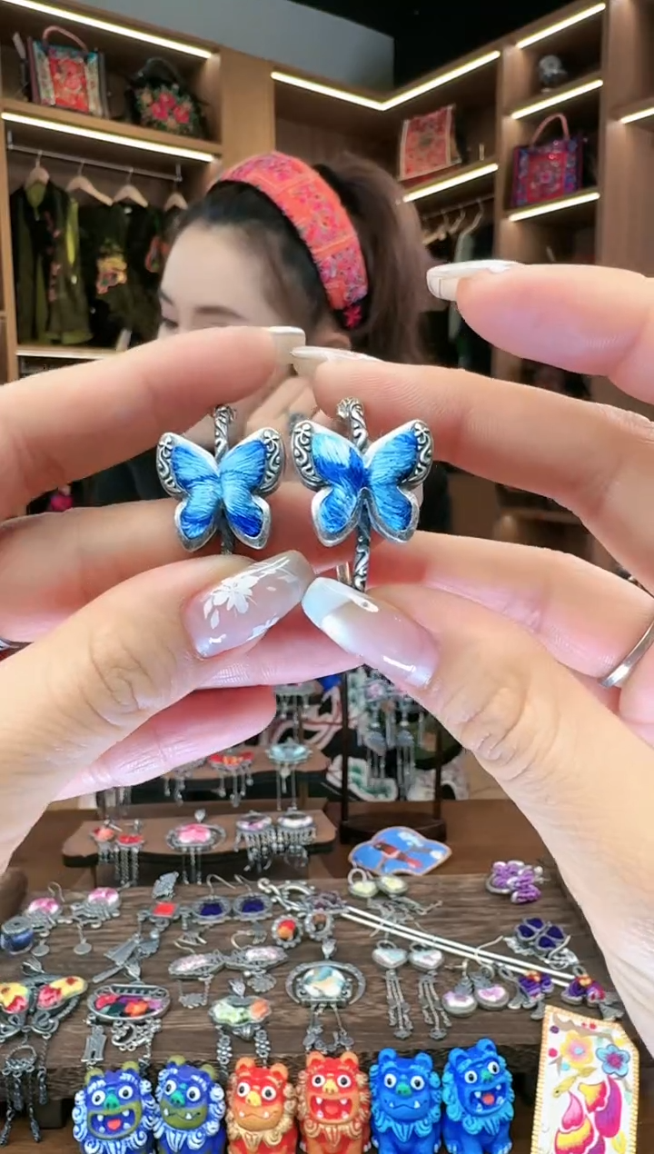 【闪购商品】织绣104黔东南苗族刺绣