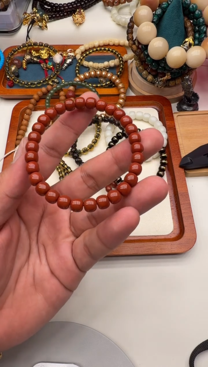 琉璃/树脂/塑料类满色肉手串