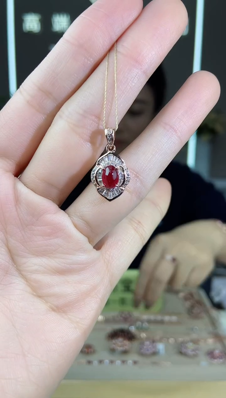 【闪购商品】红宝石颈饰银S925镶嵌颈饰
