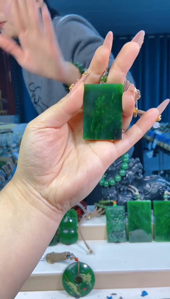 【闪购商品】和田玉挂件未镶嵌1