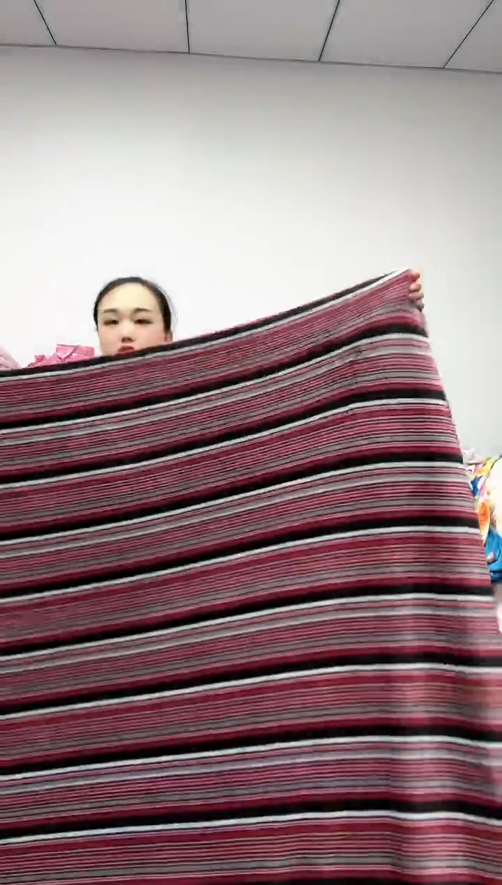 法兰绒2.4X2.3左右以主播介绍为准