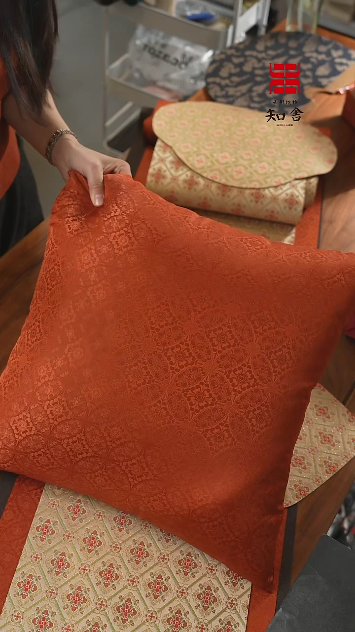 【闪购商品】靠枕·套··········