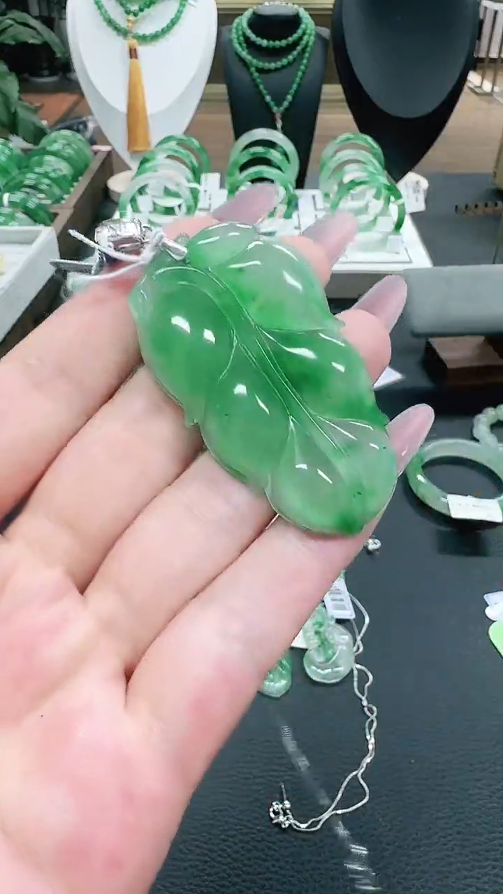 未镶嵌1石英质玉（非洲翠）/1182