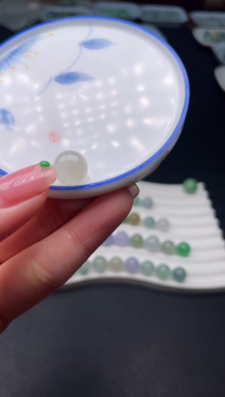 【闪购商品】翡翠颈饰未镶嵌啊A888