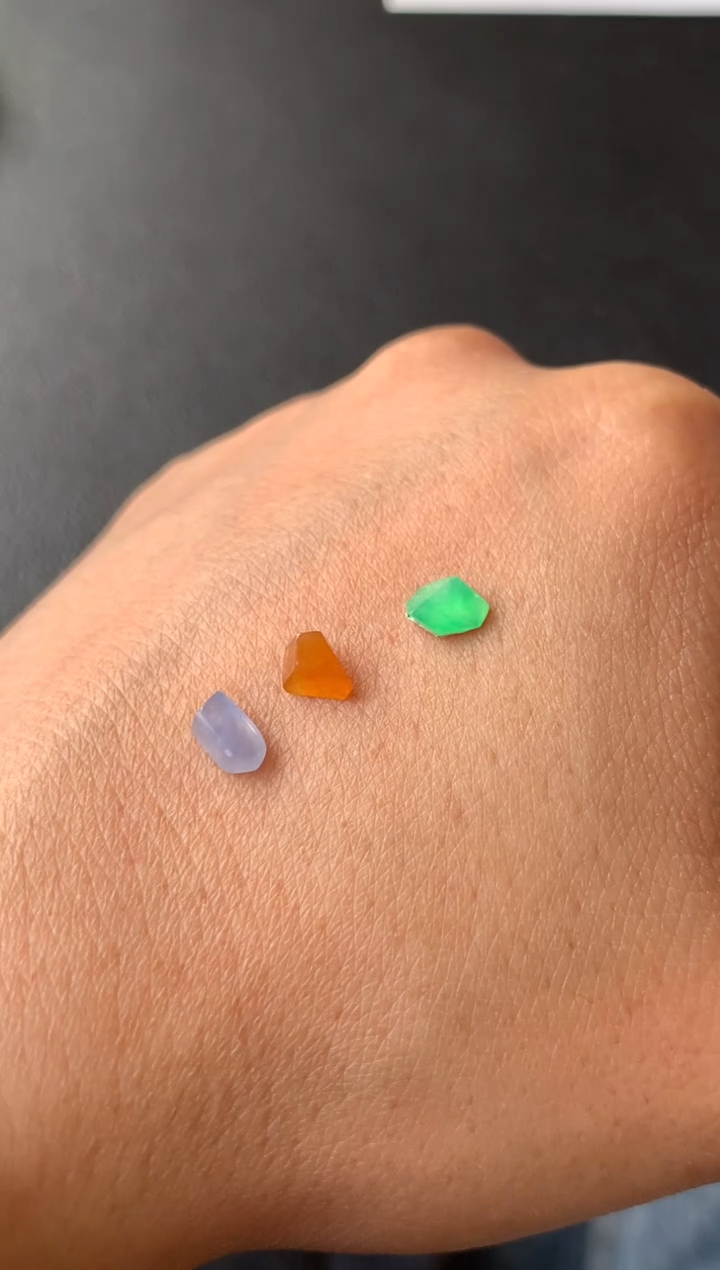 定制翡翠未镶嵌三颗2580+258