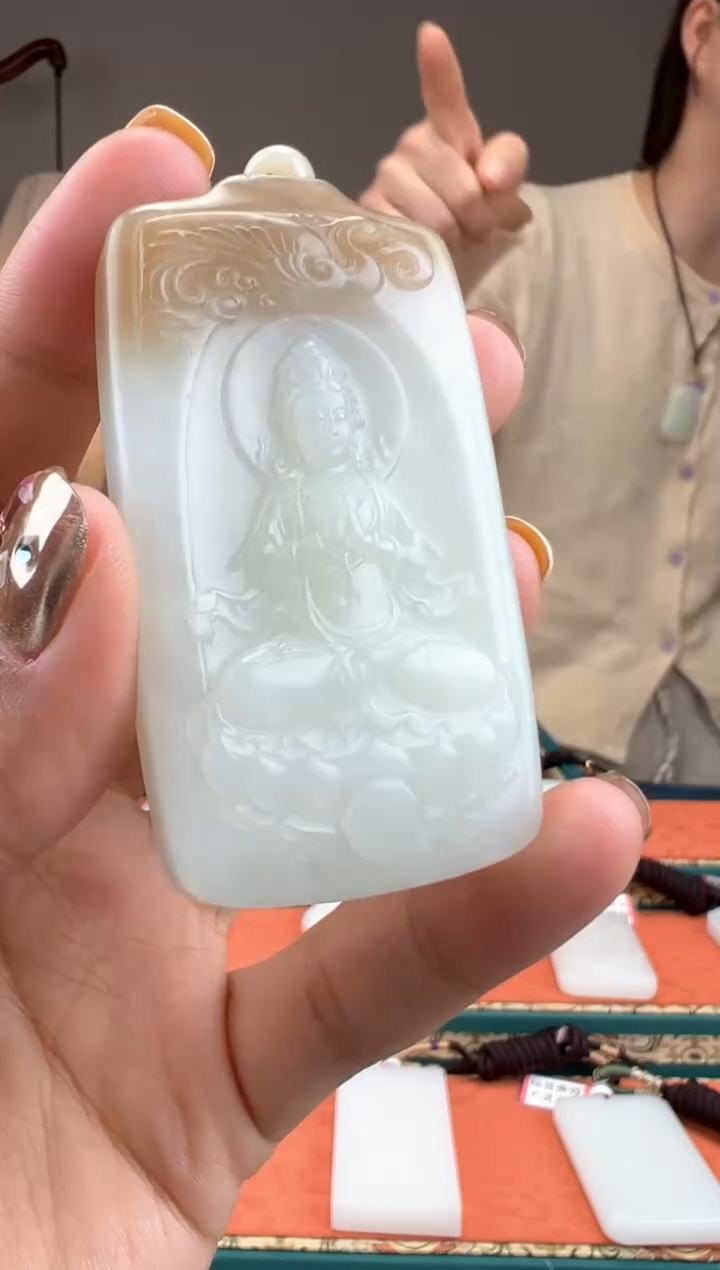 【闪购商品】和田玉颈饰未镶嵌1