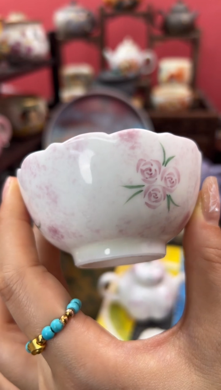 【闪购商品】粉紫手绘玫瑰花口普洱杯