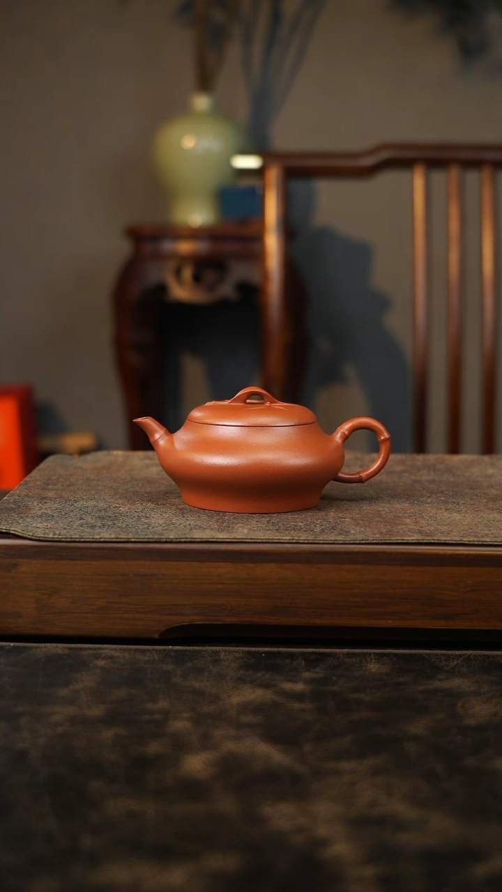 【闪购商品】紫砂壶竹叶虚扁 朱泥 120cc 半手