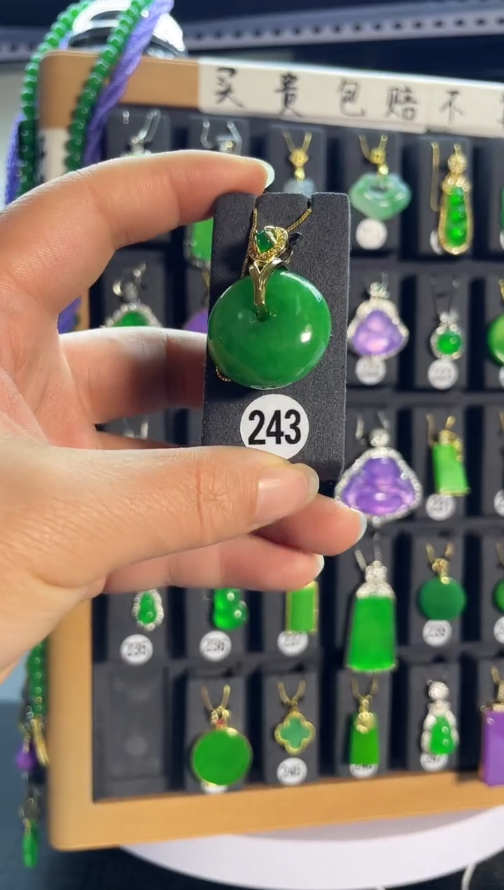 【闪购商品】翡翠耳饰银S925镶嵌老243